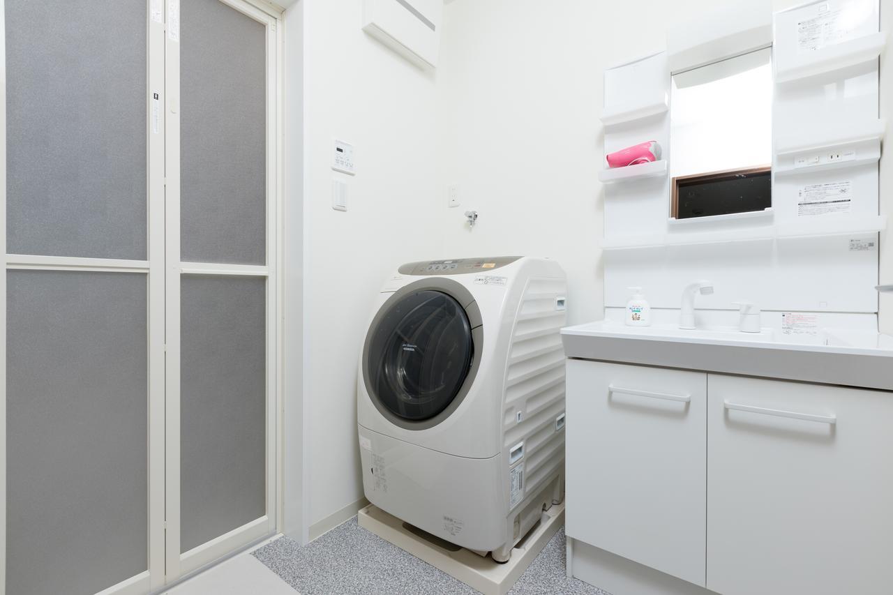 Corlux Villa Osaka Bagian luar foto